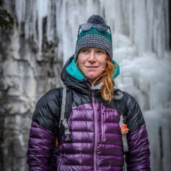 Meet your Posher, Alzbeta - Picture 1 of 1